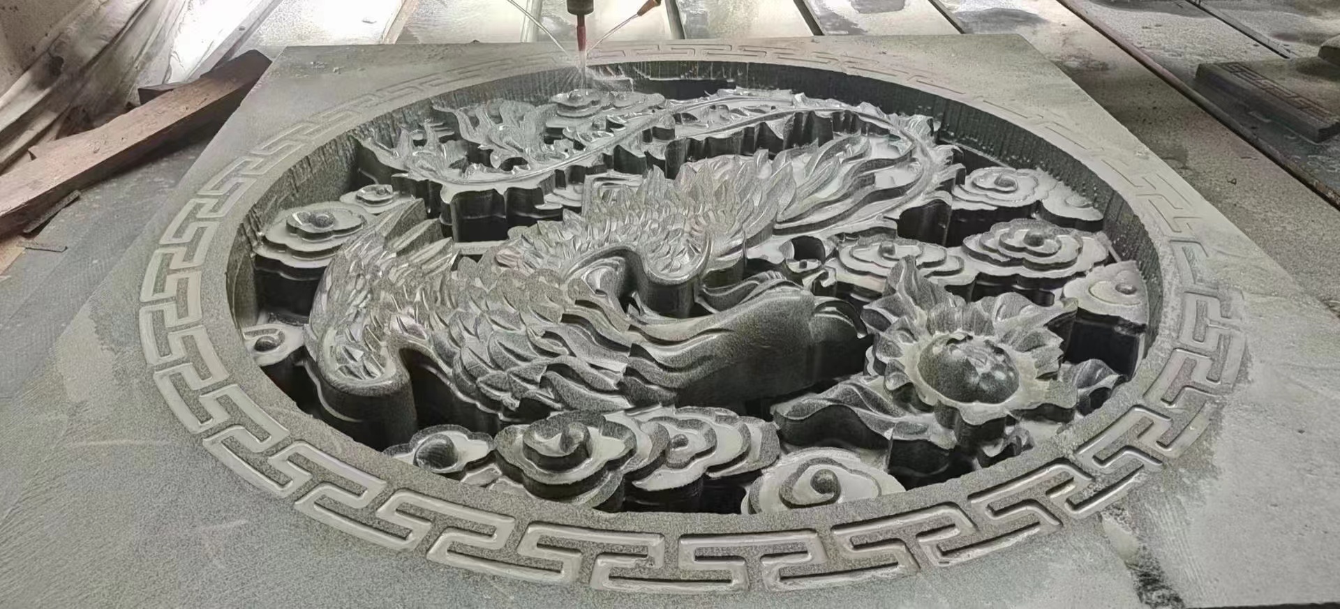 黑砂巖石雕